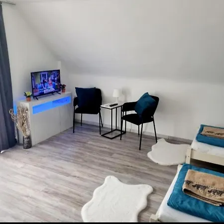 Black&white Apartman *